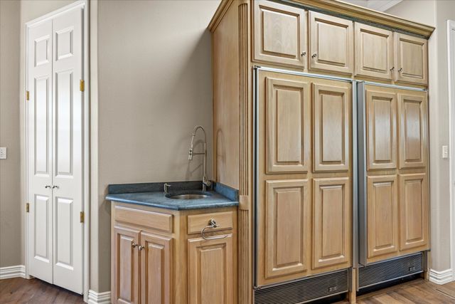 2306 Winton Terrace Court, Granbury, TX 76048