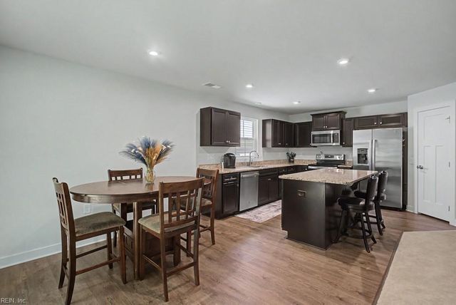 6976 Motley Landing DR, Gloucester, VA 23061