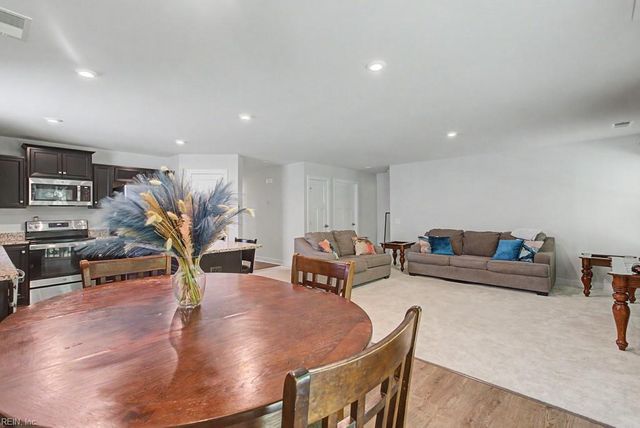 6976 Motley Landing DR, Gloucester, VA 23061