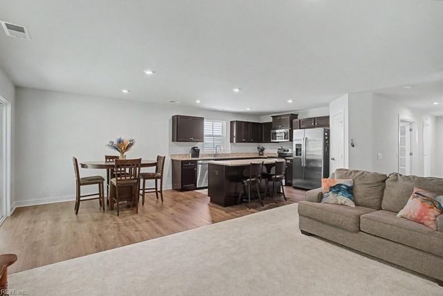 6976 Motley Landing DR, Gloucester, VA 23061