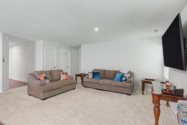 6976 Motley Landing DR, Gloucester, VA 23061