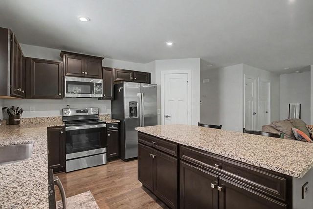 6976 Motley Landing DR, Gloucester, VA 23061