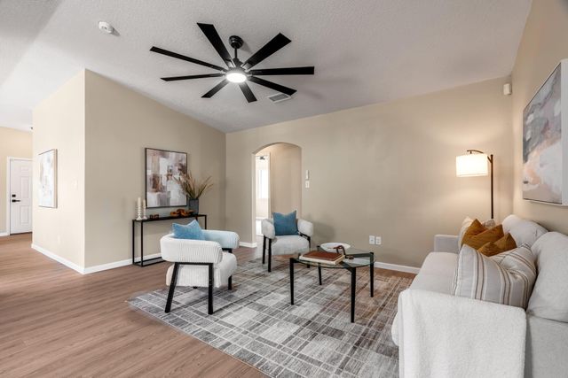 6419 Amberside Road NW, Albuquerque, NM 87120