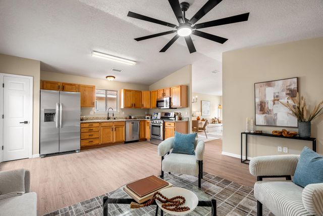 6419 Amberside Road NW, Albuquerque, NM 87120