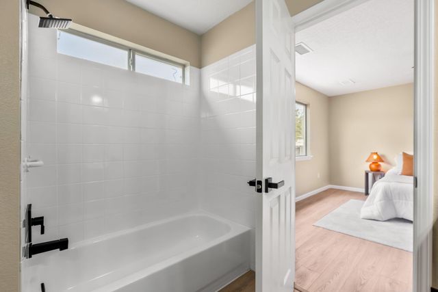 6419 Amberside Road NW, Albuquerque, NM 87120