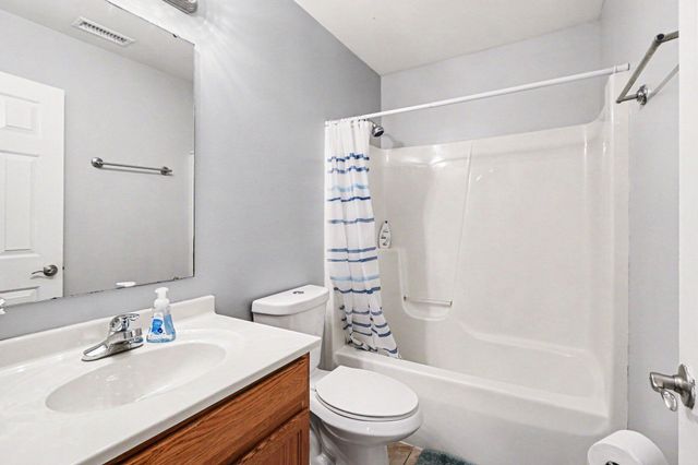 4669 W 73rd Court, Merrillville, IN 46410