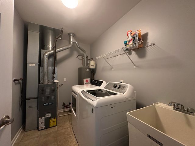 4669 W 73rd Court, Merrillville, IN 46410
