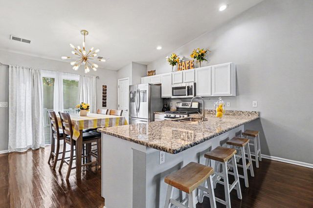 4669 W 73rd Court, Merrillville, IN 46410