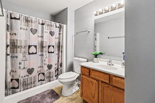 4669 W 73rd Court, Merrillville, IN 46410
