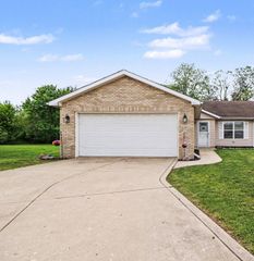 4669 W 73rd Court, Merrillville, IN 46410