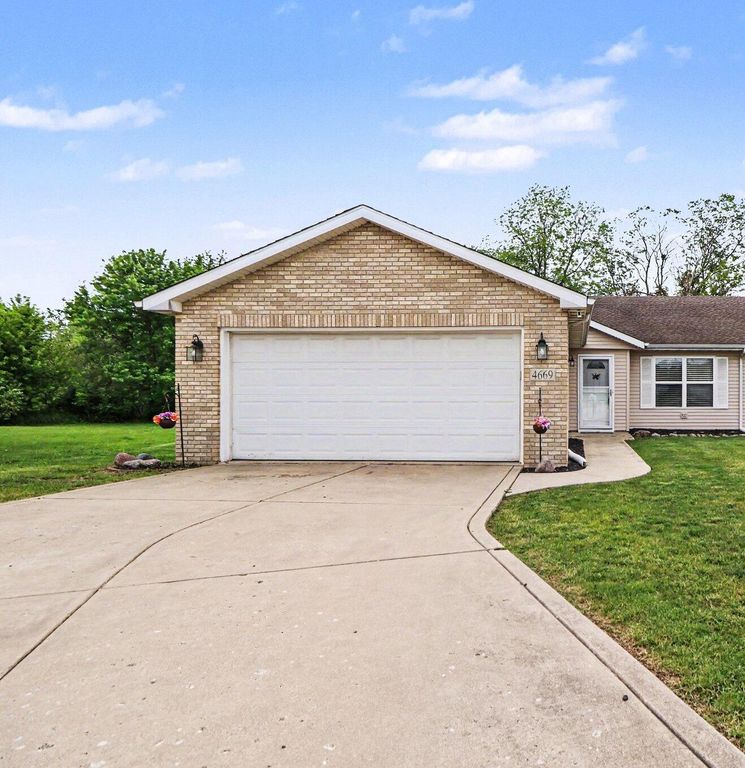 4669 W 73rd Court, Merrillville, IN 46410