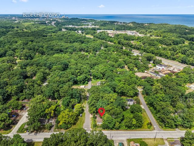 702 N Karwick Road, Michigan City, IN 46360