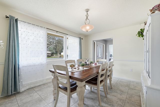 13 Japonica Lane, Shalimar, FL 32579