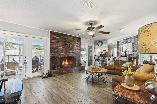 13 Japonica Lane, Shalimar, FL 32579