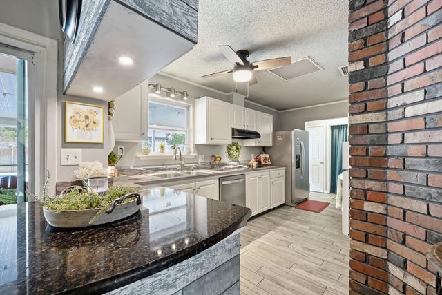 13 Japonica Lane, Shalimar, FL 32579