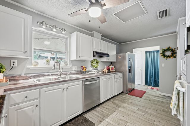 13 Japonica Lane, Shalimar, FL 32579