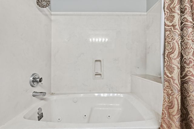 13 Japonica Lane, Shalimar, FL 32579