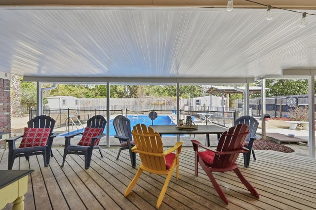 13 Japonica Lane, Shalimar, FL 32579