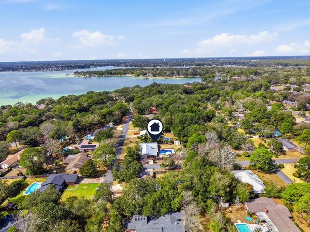 13 Japonica Lane, Shalimar, FL 32579