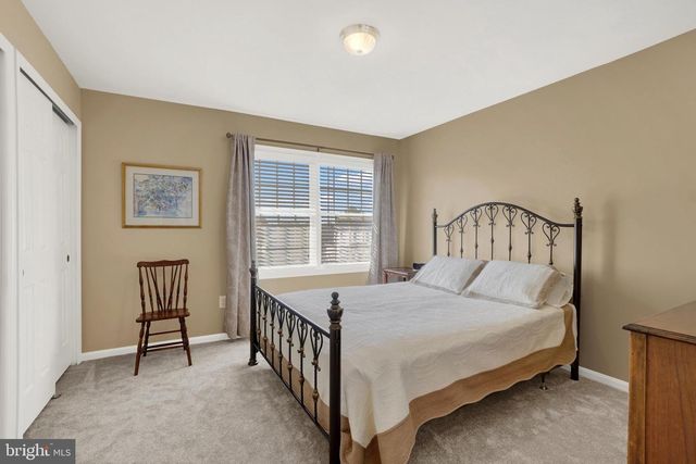 401 S SHAFFER DR, New Freedom, PA 17349
