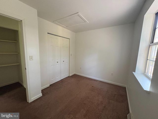 1840 CONDOR LN, Dover, PA 17315