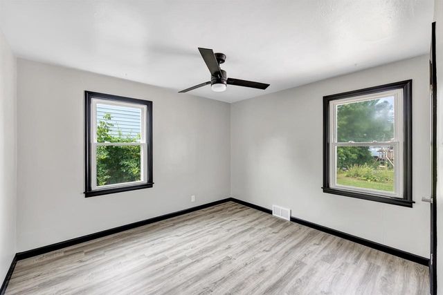 2302 GLENDALE AVENUE, Green Bay, WI 54303