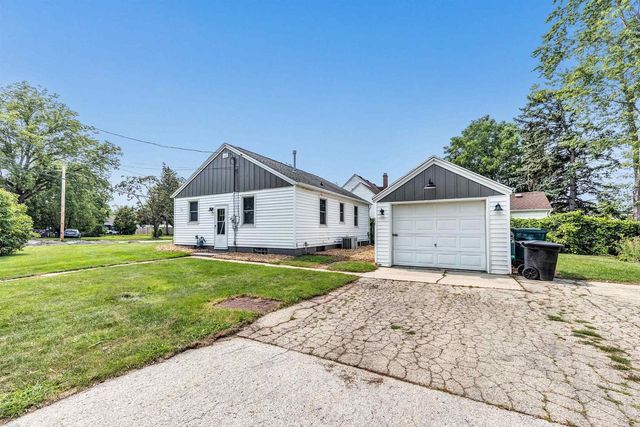 2302 GLENDALE AVENUE, Green Bay, WI 54303