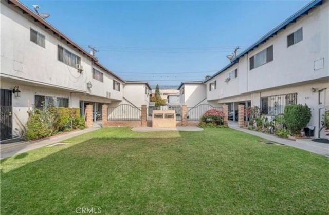 6021 Gage 4, Bell Gardens, CA 90201