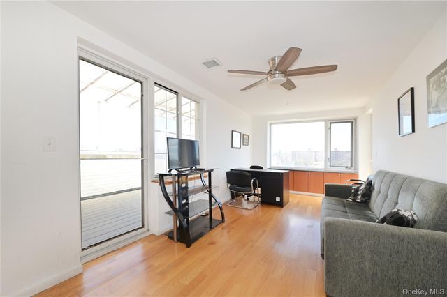 31-18 Union Street 7A, Flushing, NY 11354