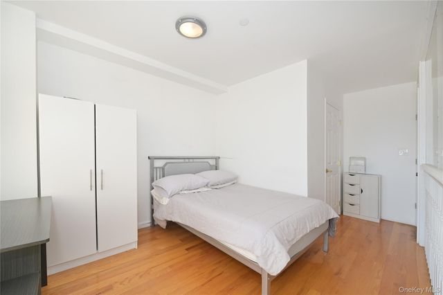 31-18 Union Street 7A, Flushing, NY 11354