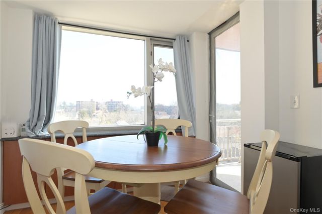 31-18 Union Street 7A, Flushing, NY 11354
