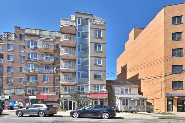 31-18 Union Street 7A, Flushing, NY 11354
