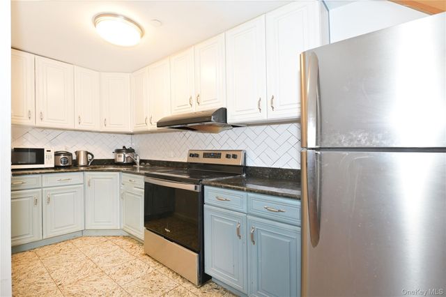31-18 Union Street 7A, Flushing, NY 11354
