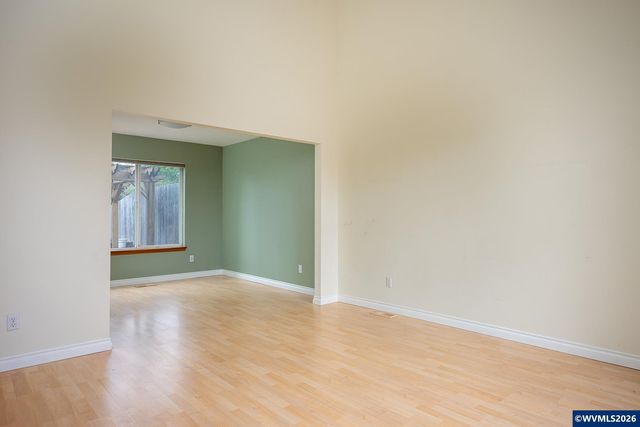 16033 SE Mary Ann Ln, Milwaukie, OR 97267