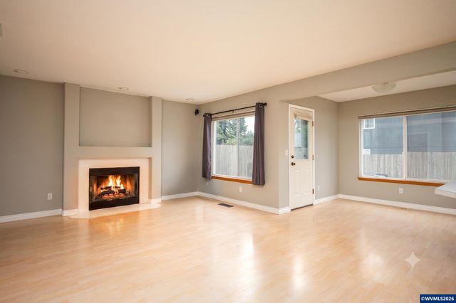 16033 SE Mary Ann Ln, Milwaukie, OR 97267