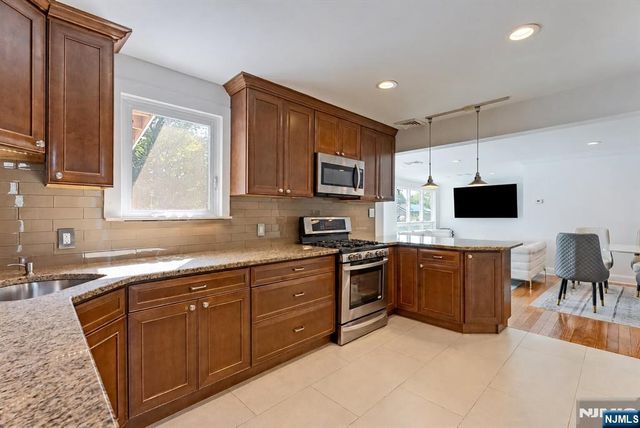 64 Spring Valley Road, Paramus, NJ 07652