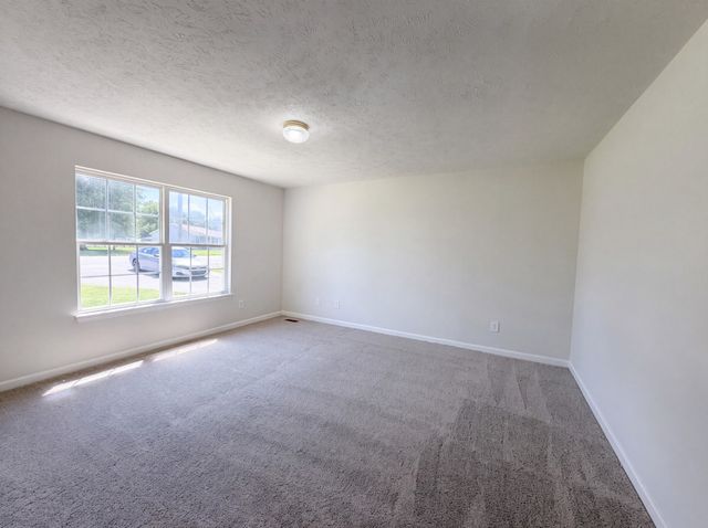125 Ivanhoe Ct, Murfreesboro, TN 37127