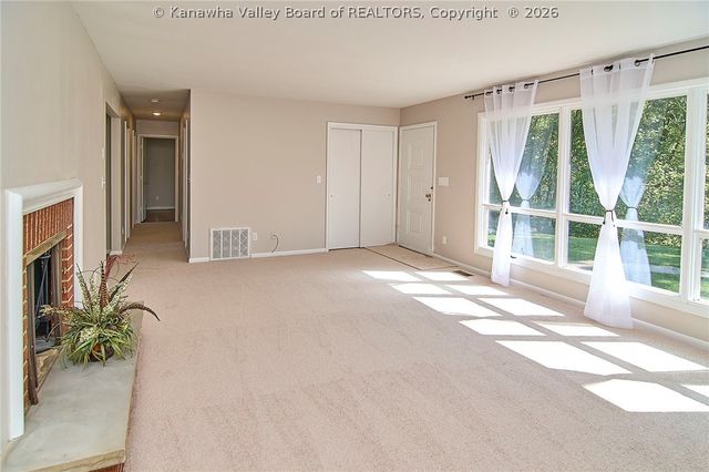 507 Orchard Avenue Se, St Albans, WV 25177
