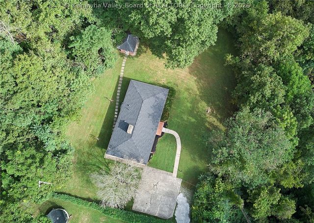 507 Orchard Avenue Se, St Albans, WV 25177