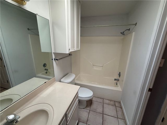 7209 The Mansions Dr Q-3, Corpus Christi, TX 78414