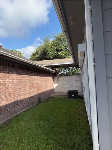 7209 The Mansions Dr Q-3, Corpus Christi, TX 78414
