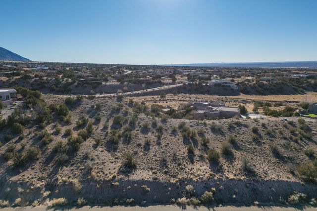 46 Anasazi Trails Loop, Placitas, NM 87043