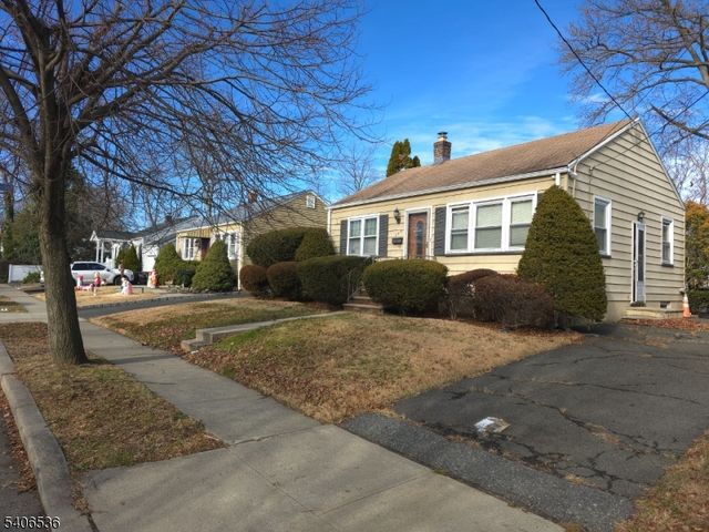 247 Albermarle St, Rahway City, NJ 07065