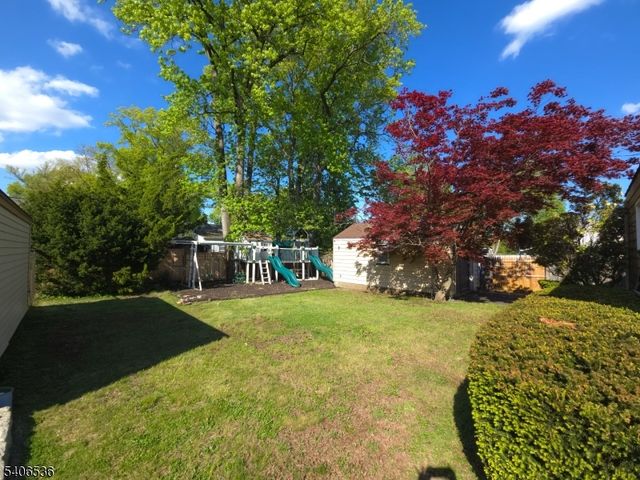 247 Albermarle St, Rahway City, NJ 07065