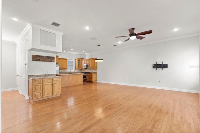 905 VILLA VENICIA WAY, Tampa, FL 33606