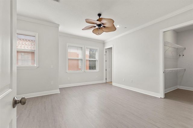 905 VILLA VENICIA WAY, Tampa, FL 33606