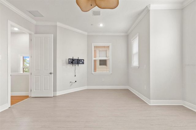 905 VILLA VENICIA WAY, Tampa, FL 33606