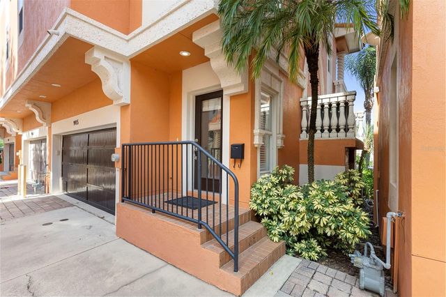 905 VILLA VENICIA WAY, Tampa, FL 33606