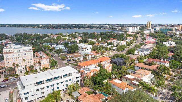 905 VILLA VENICIA WAY, Tampa, FL 33606