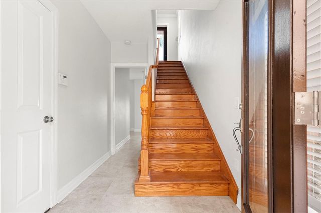 905 VILLA VENICIA WAY, Tampa, FL 33606